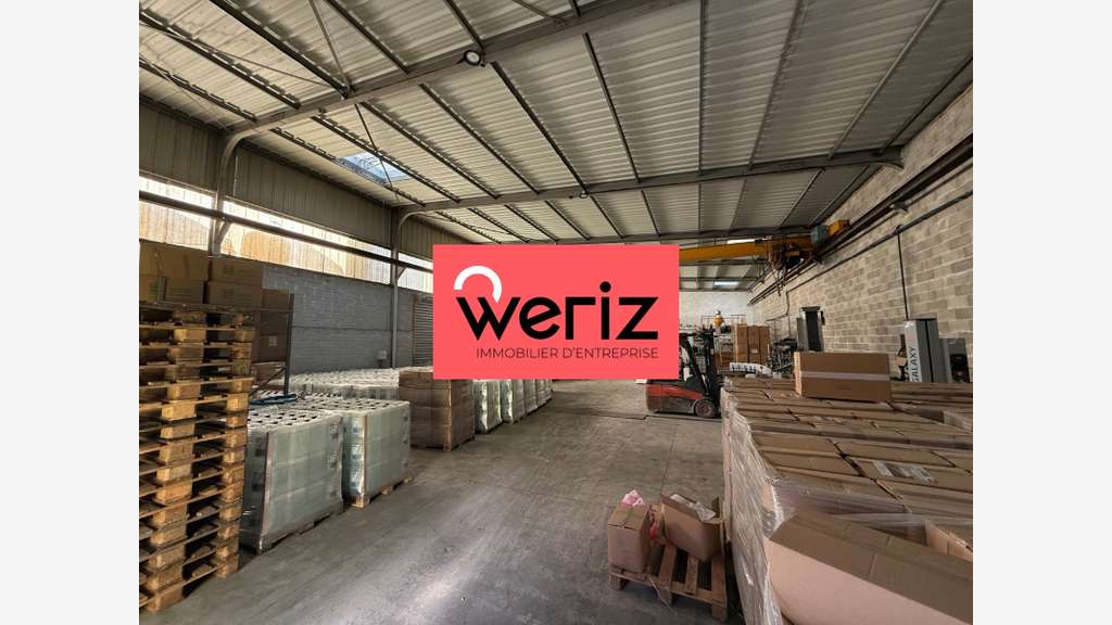 location local d'activité 1295m² zone de Vitrolles
