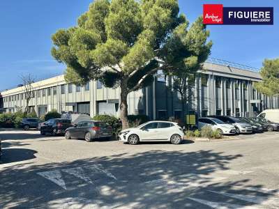 Location Locaux d'activités - Entrepôts à Vitrolles