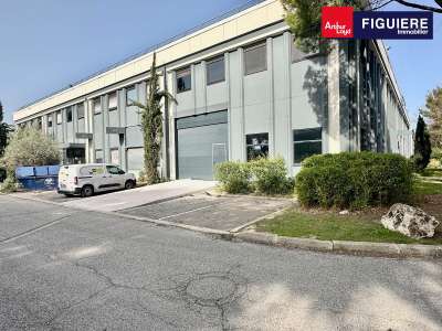 Location Locaux d'activités - Entrepôts à Vitrolles