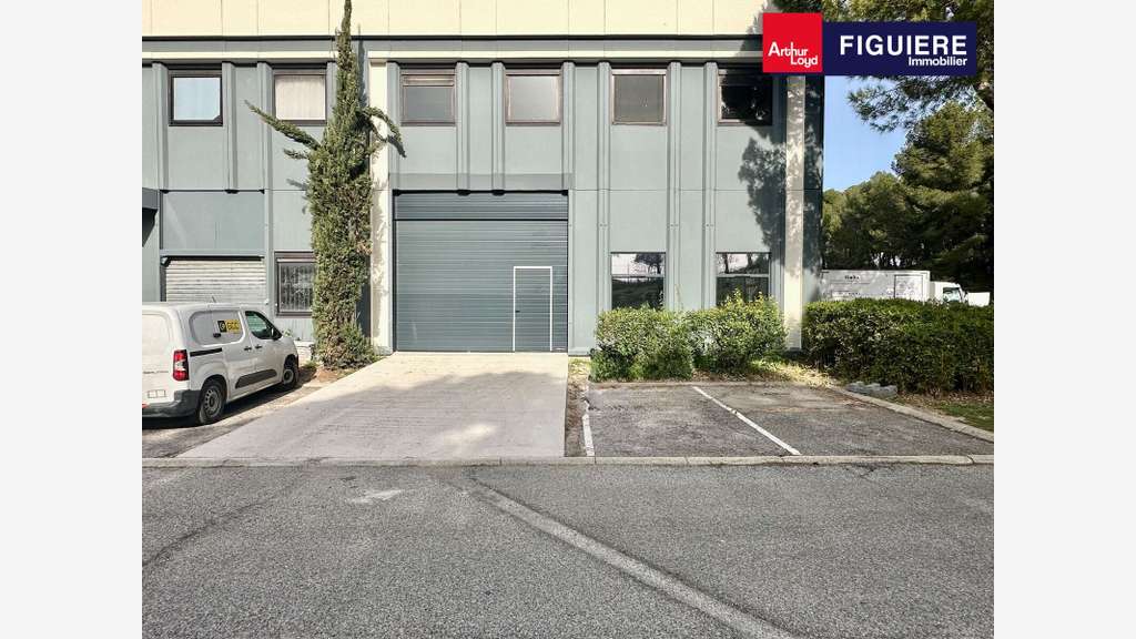 Local d'activités et bureaux à louer à Vitrolles
