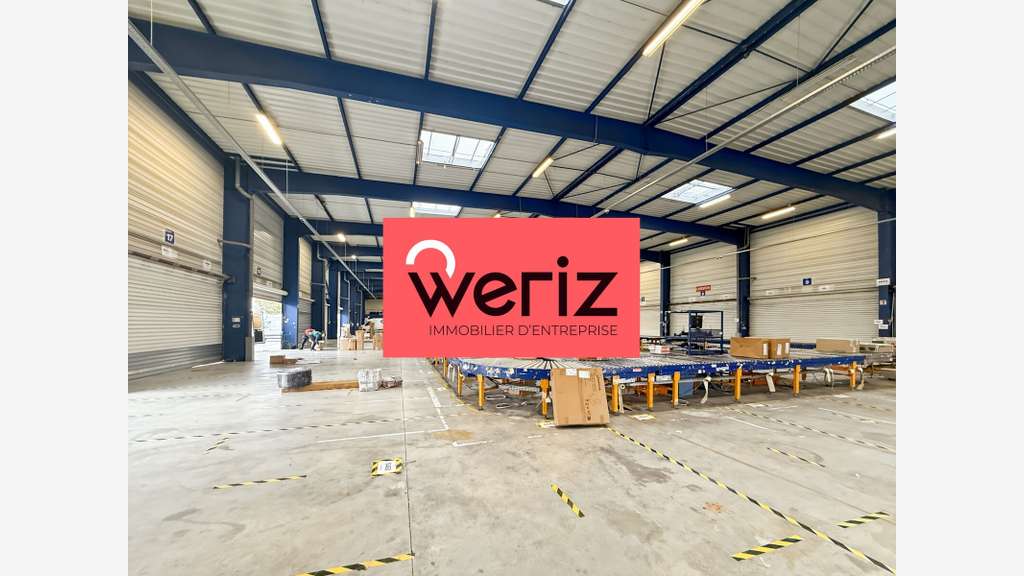 Location espace 2526m² avec 20 quais à Vitrolles