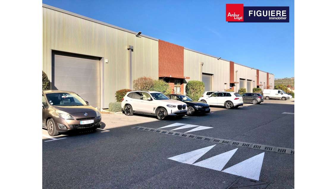 Local d'activités 86m² à louer ZI des Estroublans