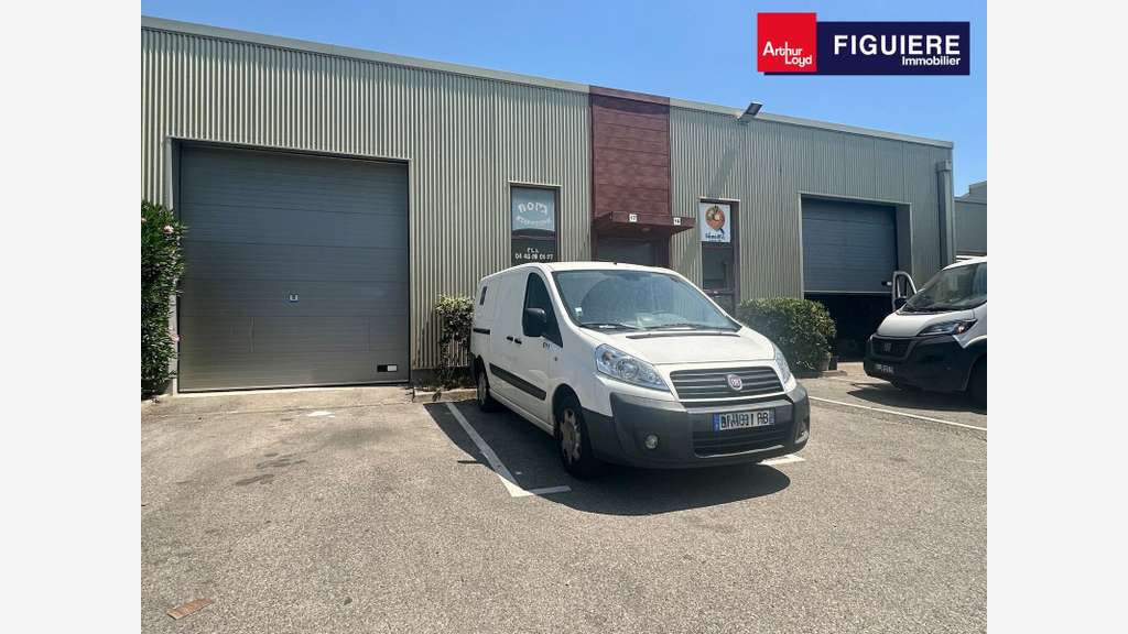Local d'activités 86m² à louer ZI des Estroublans