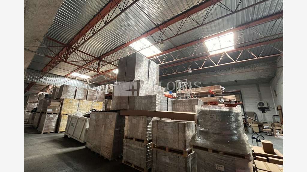 Entrepôt logistique à Vitrolles ZI des Estroublans
