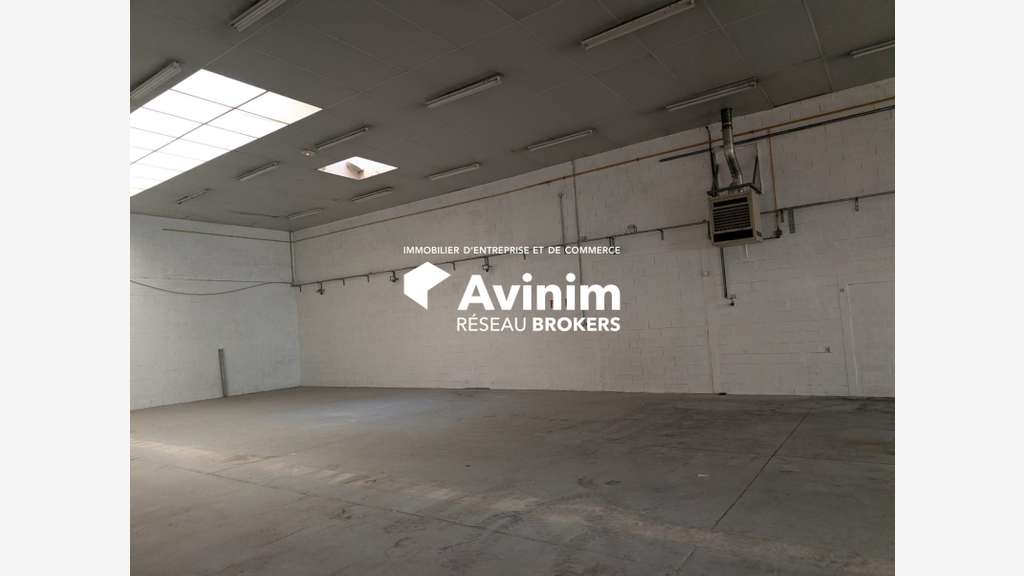 Local d'activité de 490m² à louer en ZI Vitrolles