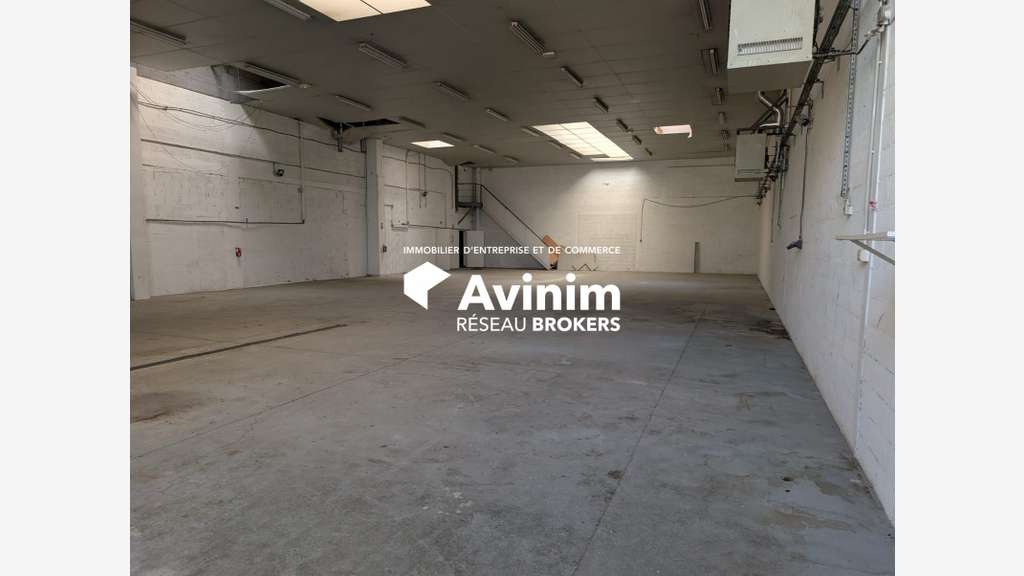 Local d'activité de 490m² à louer en ZI Vitrolles