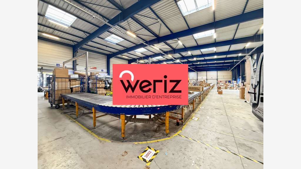 propose à la location un espace de 2 526 m²