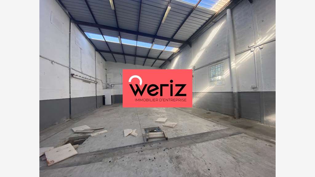 Loue local d'activité bureaux 400m² Vitrolles A7