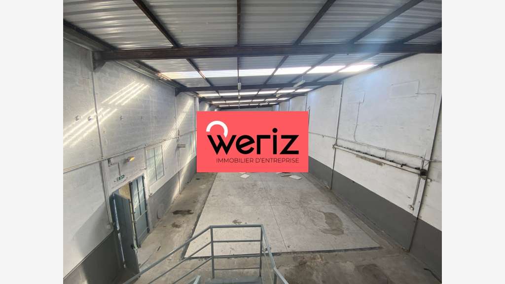 Loue local d'activité bureaux 400m² Vitrolles A7