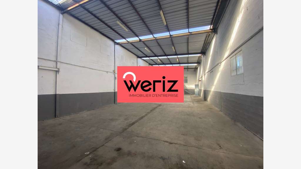 Loue local d'activité bureaux 400m² Vitrolles A7
