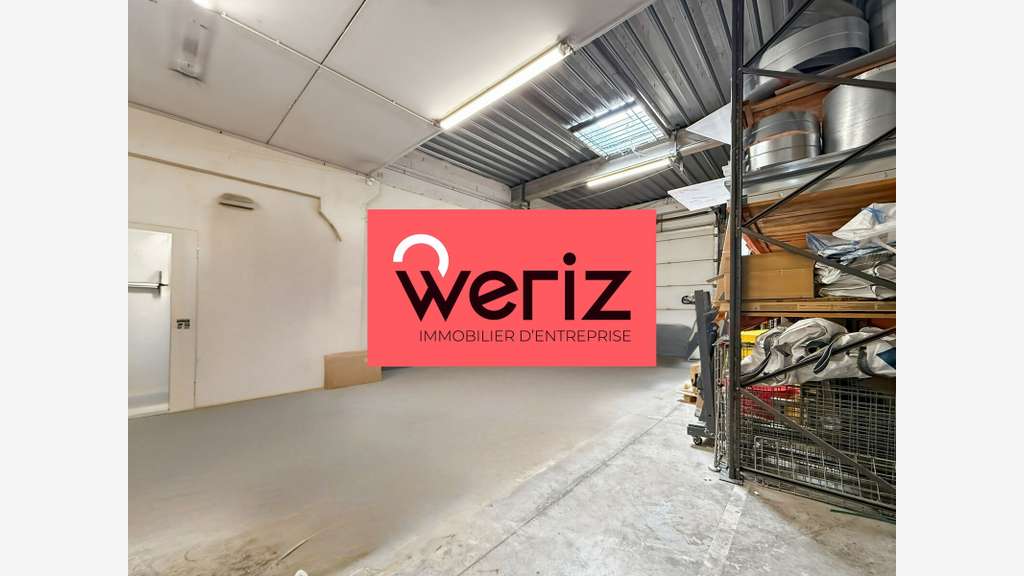 A louer local de 250m² avec 6 parkings Vitrolles