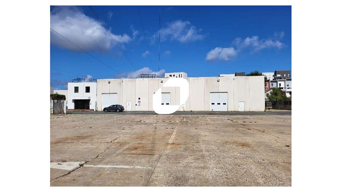A louer Local d'activité 2670m² Vitry sur seine