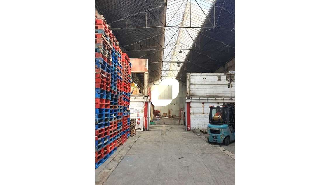 A louer Local d'activité 1600m² Vitry sur seine