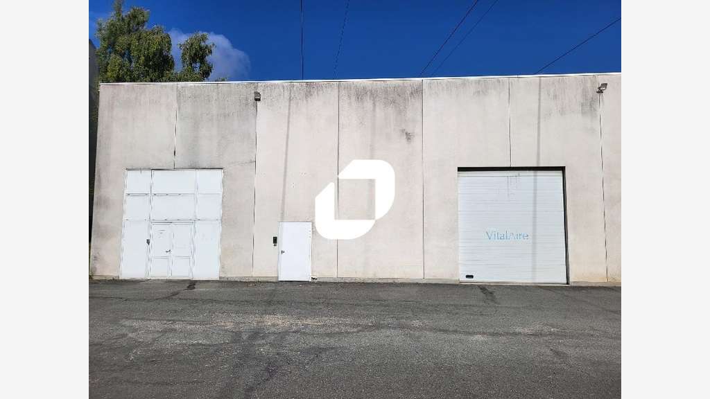 A louer Local d'activité 900m² Vitry sur seine