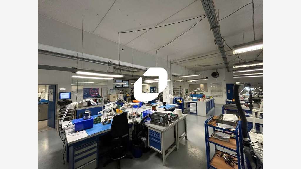 A louer Local d'activité 600m² Vitry sur seine