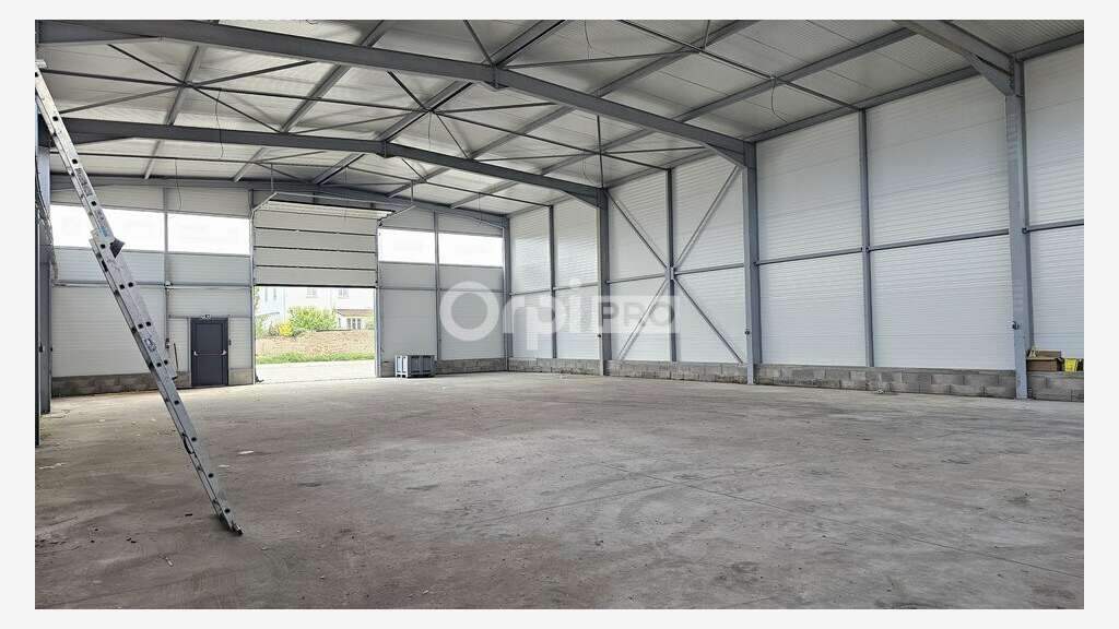 A louer entrepôt de 375m² à Volgelsheim