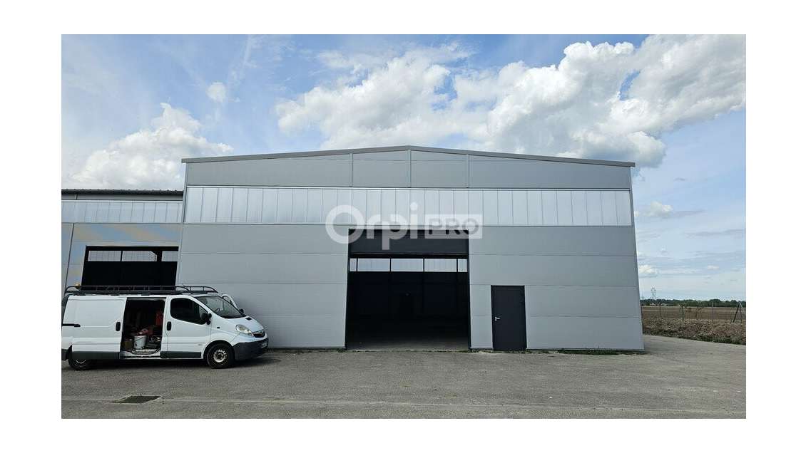 A louer entrepôt de 375m² à Volgelsheim