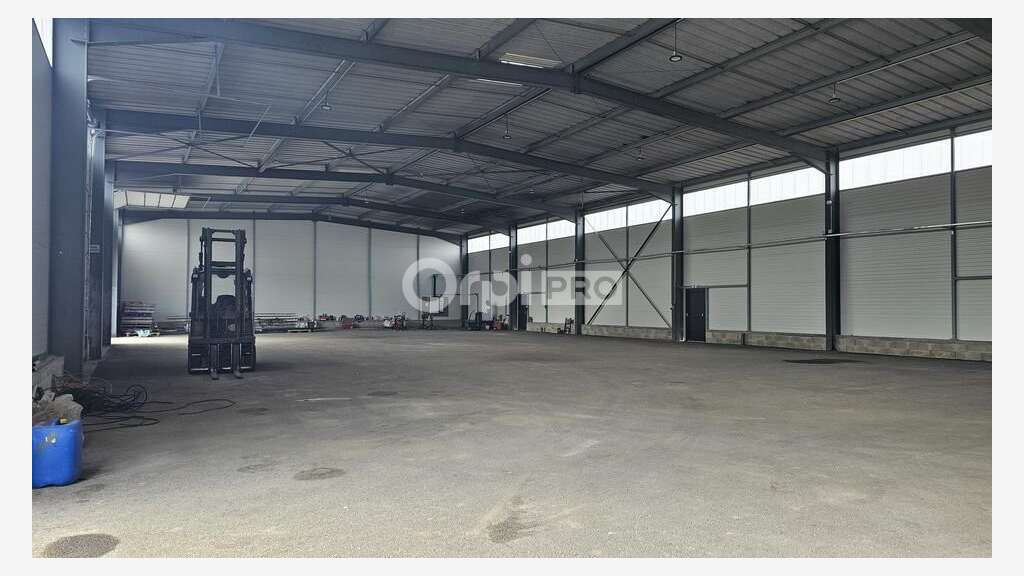 A louer entrepôt 880m² Volgelsheim zone d'activité