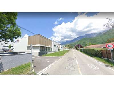 Location Locaux d'activités - Entrepôts à Voreppe