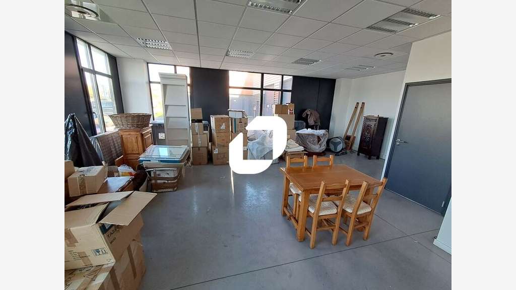 A louer Local d'activité 542m² Wambrechies