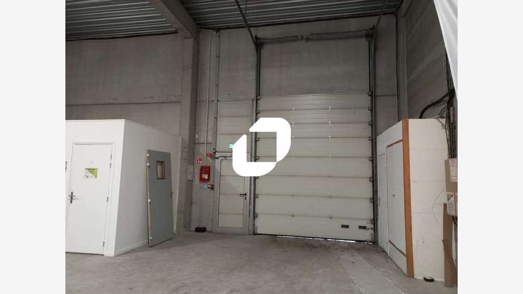 A louer Local d'activité 626m² Wasquehal