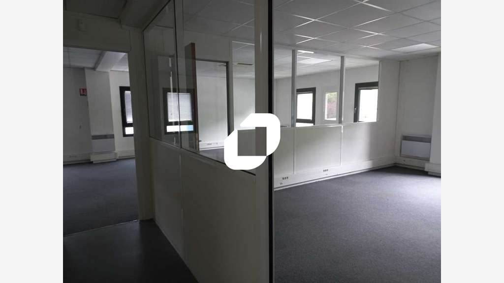 A louer Local d'activité 626m² Wasquehal