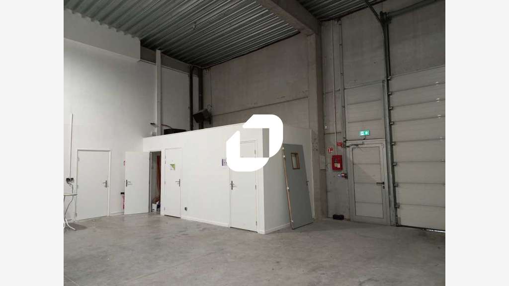 A louer Local d'activité 626m² Wasquehal