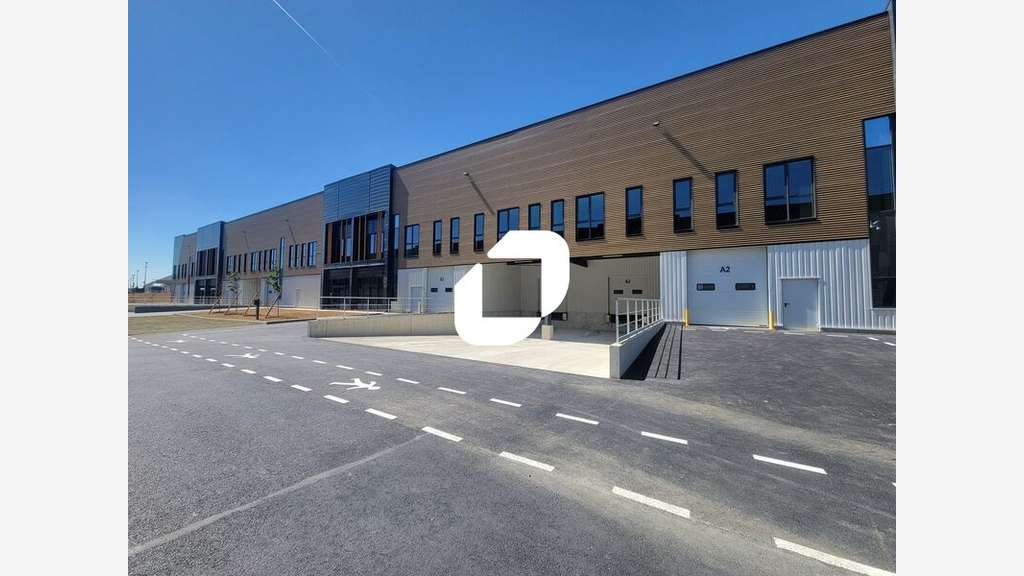 A louer Local d'activité 1937m² Wissous