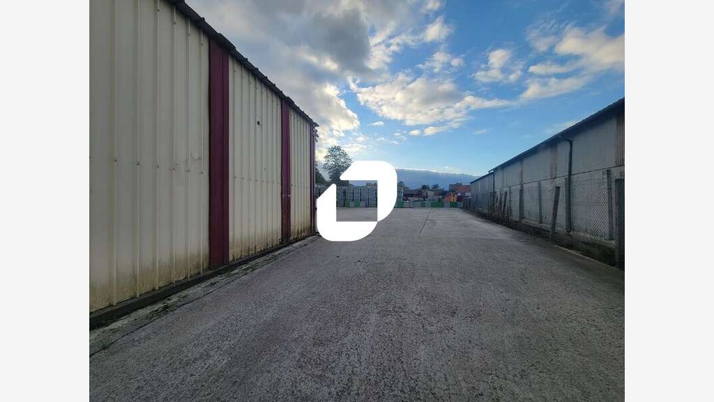 A louer Local d'activité 290m² Wissous