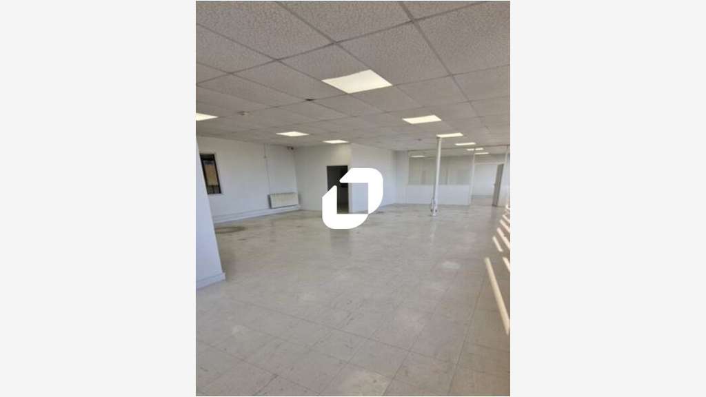 A louer Local d'activité 1351m² Wissous