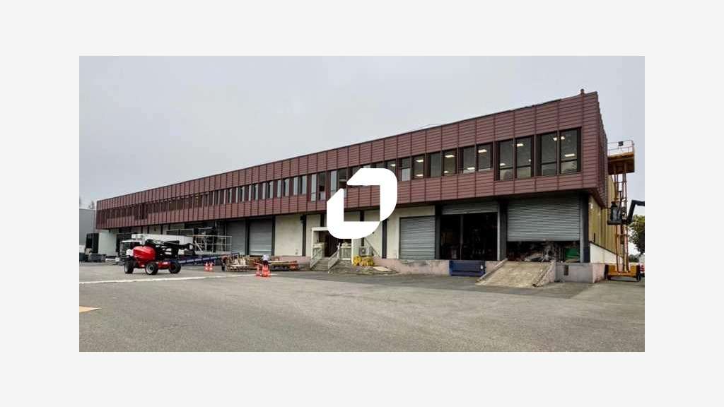 A louer Local d'activité 1351m² Wissous