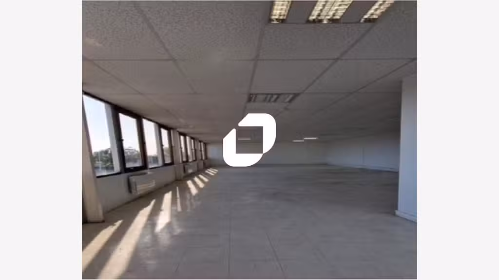 A louer Local d'activité 1351m² Wissous