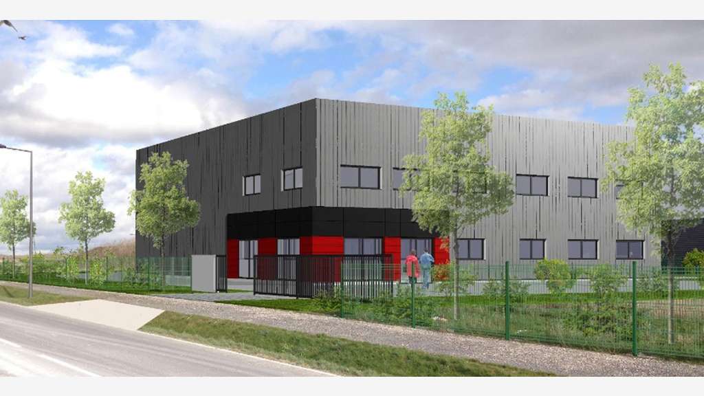 Entrepôt de 1 100 m² à louer ou à vendre à Caurel 
