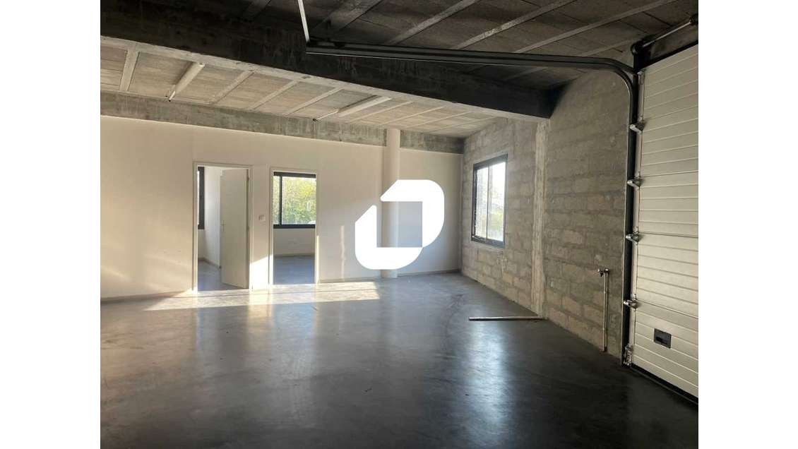 A louer Local d'activité 100m² Yvrac