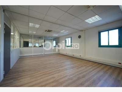 A louer bureaux de 94m² à Venissieux