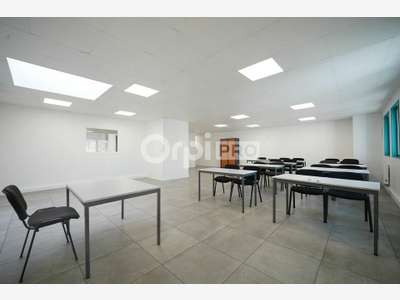 A louer bureaux de 94m² à Venissieux