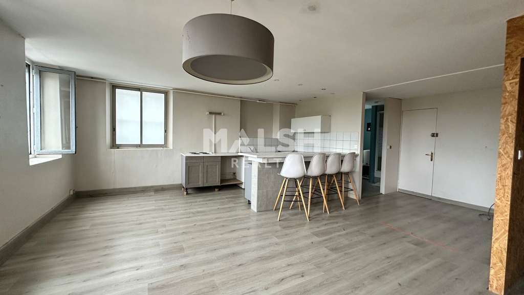 Local 283m² à louer à Fontaines-sur-Saône