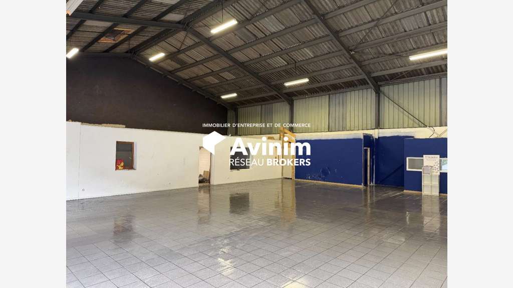 A louer local 372m² à Gémenos ZA Plaine de Jouques