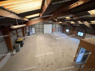 A louer local d'activités 442m² à Guissény
