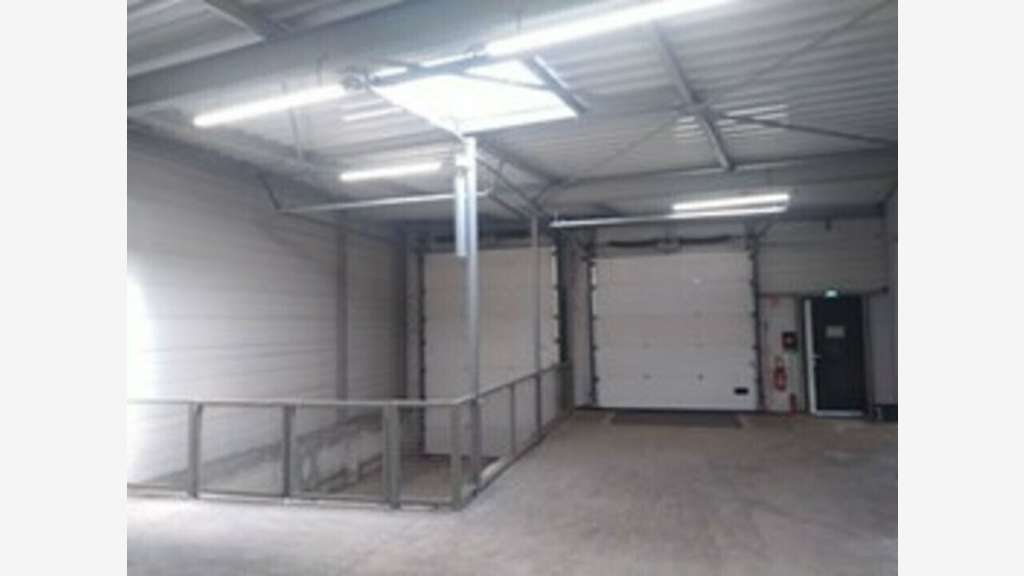 Bâtiments 588m² à louer à St Dizier ZA Pré Moinot