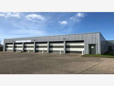 Bâtiments 588m² à louer à St Dizier ZA Pré Moinot