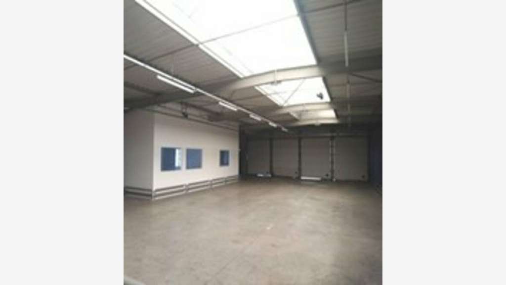 Bâtiments 588m² à louer à St Dizier ZA Pré Moinot