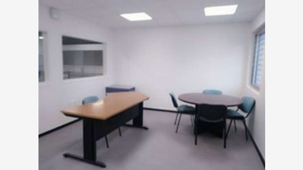 Bâtiments 588m² à louer à St Dizier ZA Pré Moinot