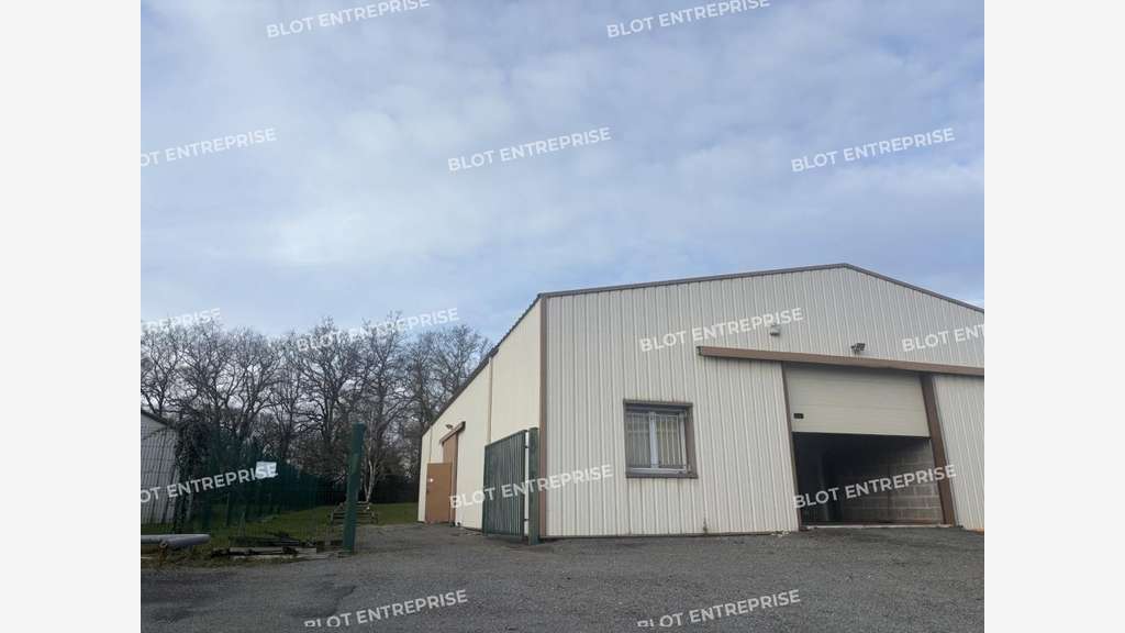 A louer locaux d'activités 400m² à Cordemais