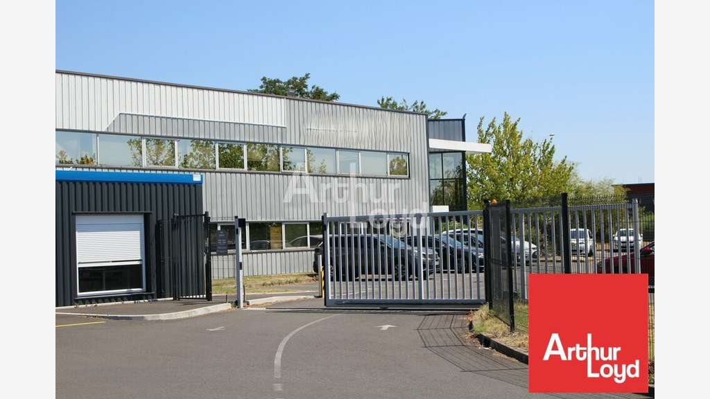 Local d'activité industriel 8252m² à Châtellerault