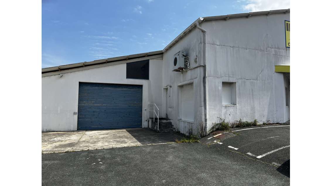 A louer local 400m² à St-Jean-de-Luz Jalday