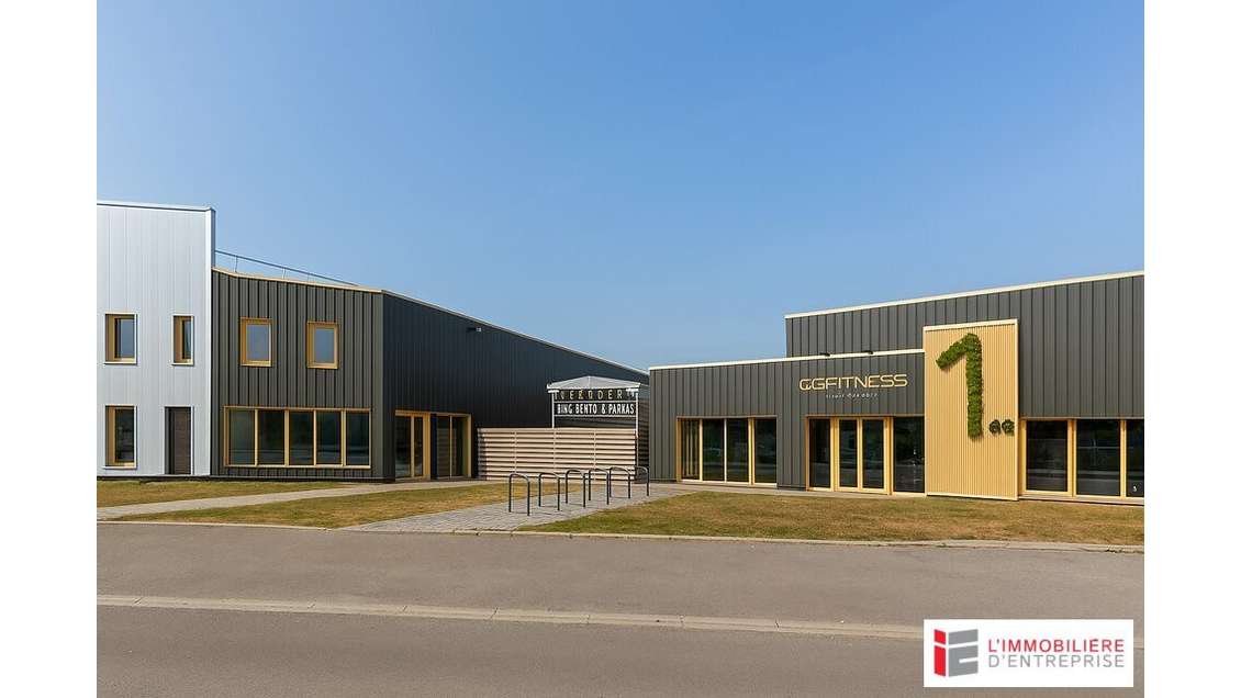 Local 567m² à louer la Chapelle des Fougeretz