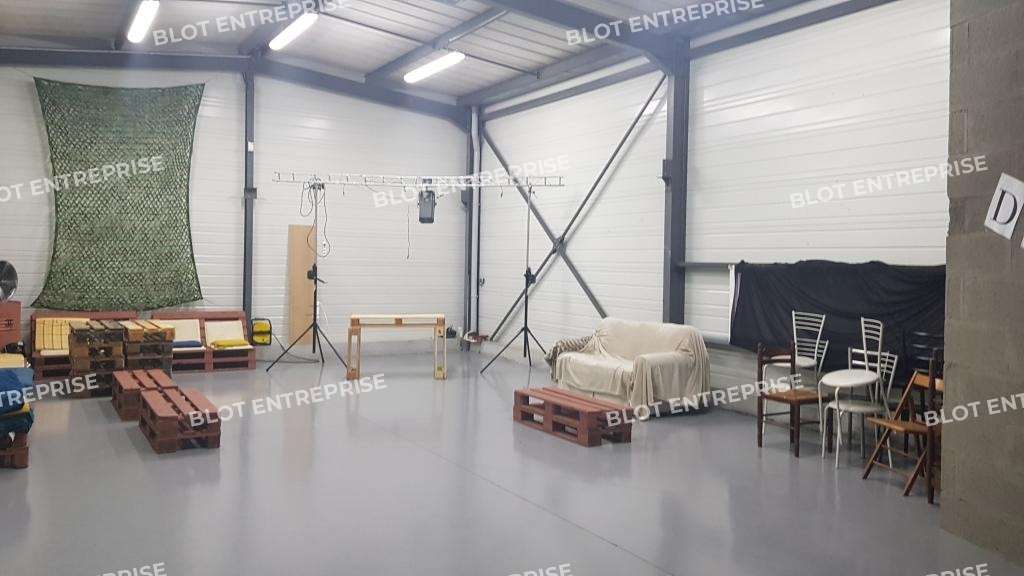 Location local d'activités 190m² à Nantes Sud