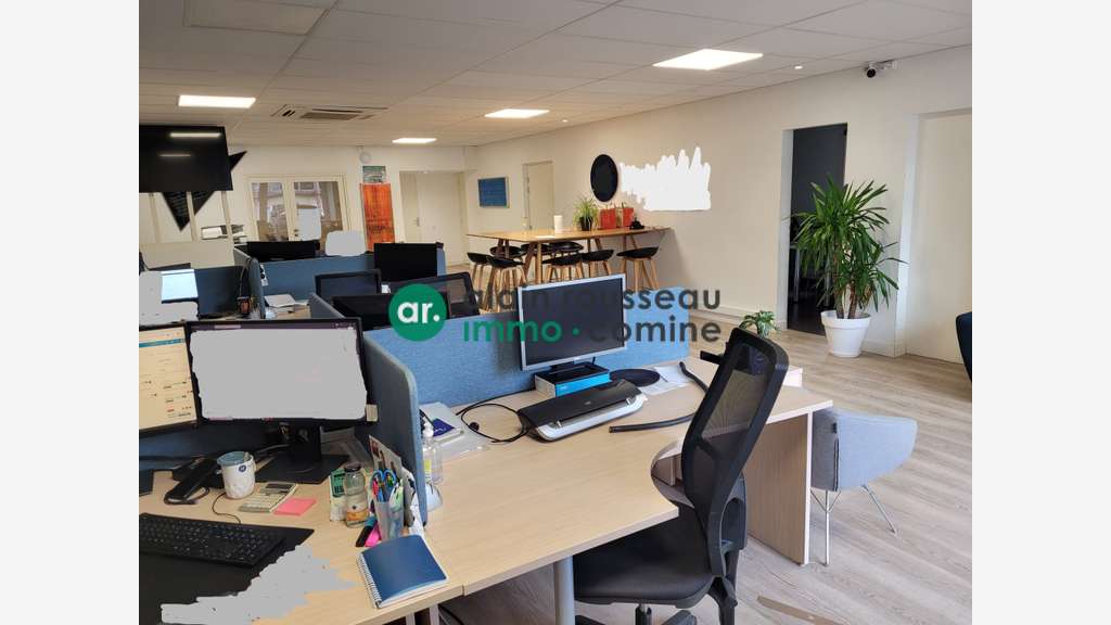 A louer local 200m² ZAC La Chapelle sur Erdre