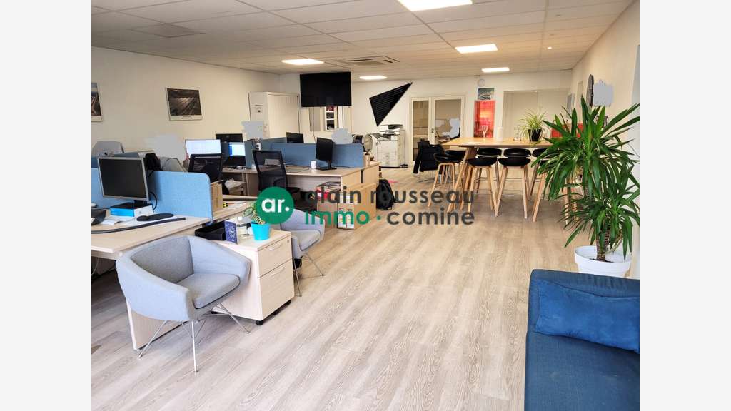 A louer local 200m² ZAC La Chapelle sur Erdre
